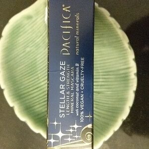 Length and Strength Mineral Mascara